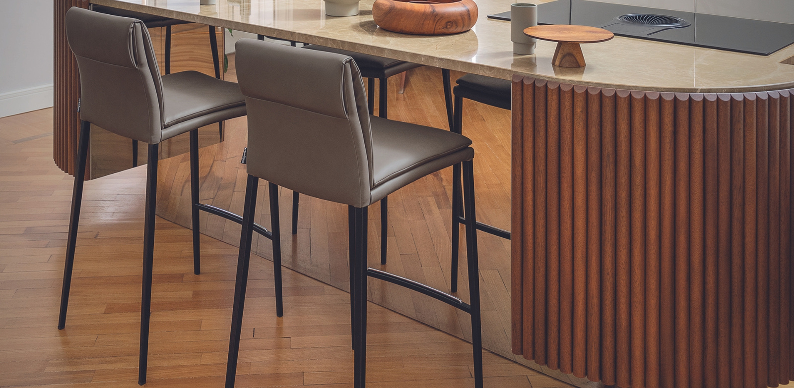 Krzesło barowe Carmen